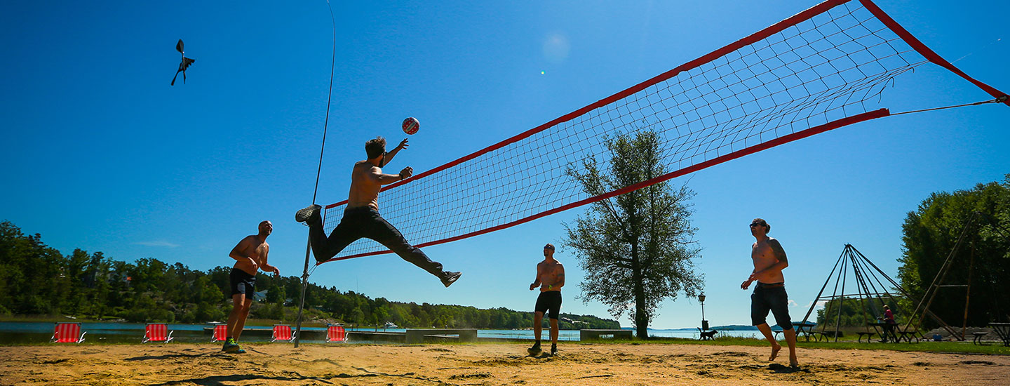 Beach-volley på stranden på Happy Tammsvik